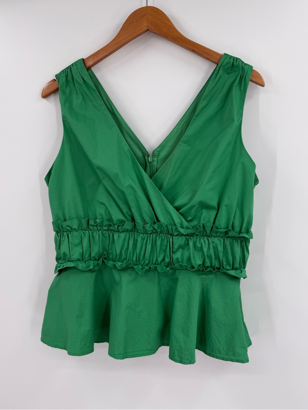 Express V-Neck Ruffle Peplum Tank | Green | Medium